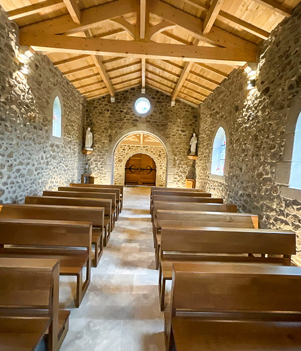 Rénovation d'une église en pierre